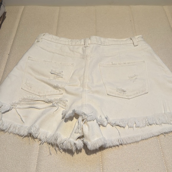Zara denim skort distressed size 06 - Picture 4 of 4